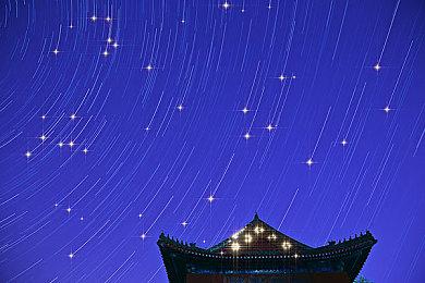 带着兄弟去蹲草！国风沙盒生存新游《剑气劫》今日公测